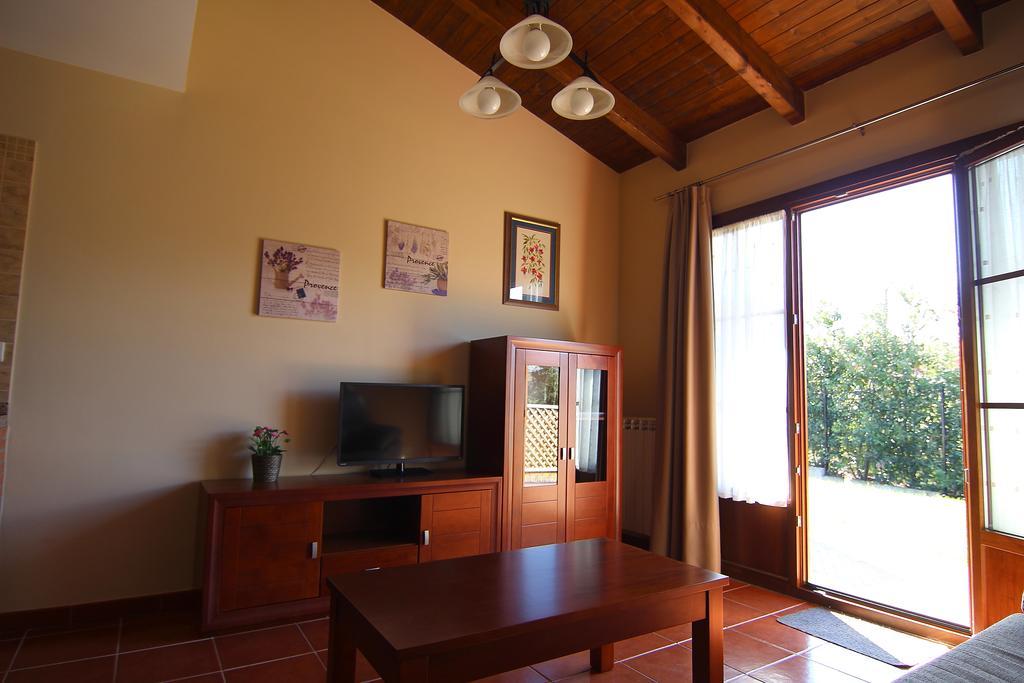 Apartamentos Rurales Senda Costera Hontoria Bagian luar foto