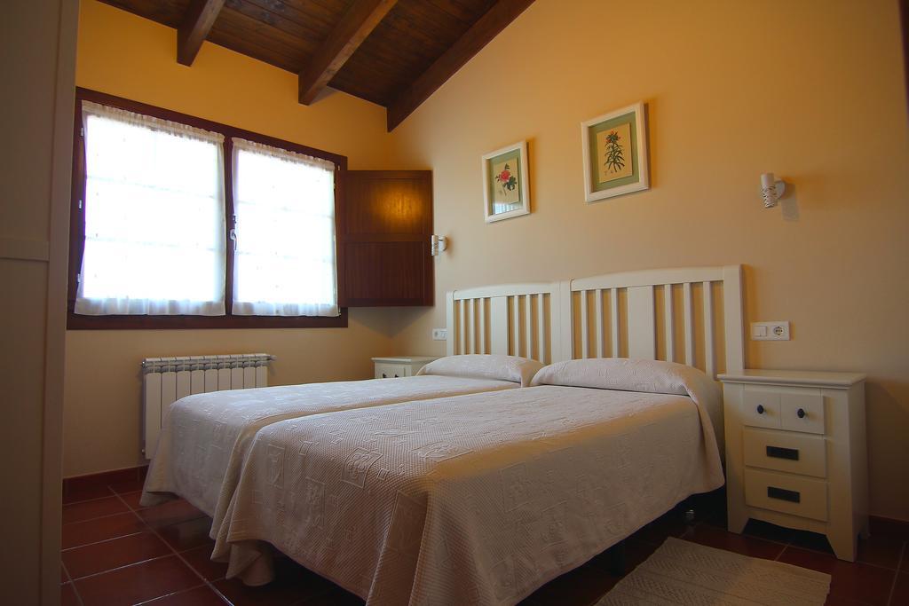 Apartamentos Rurales Senda Costera Hontoria Ruang foto